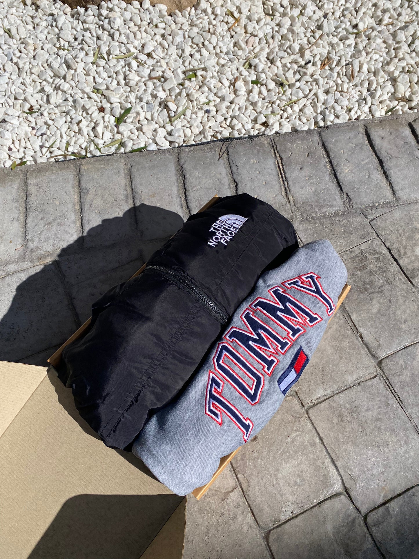 Mystery Box 2 sudaderas x pantalón Levis
